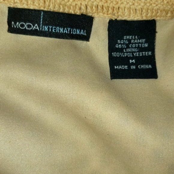 CROCHET SKIRT - Picture 8 of 8